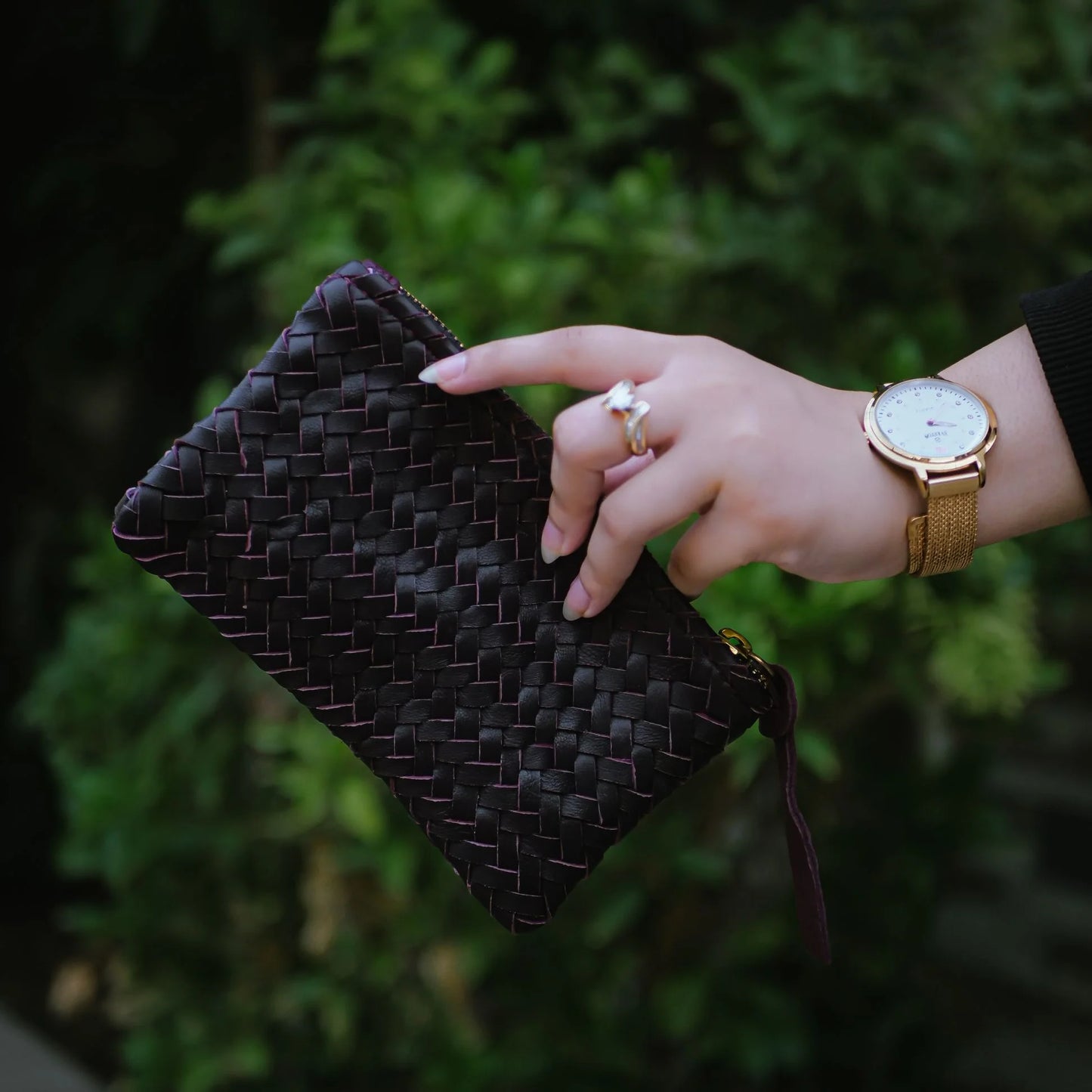 Mini Handwoven Leather Zipper Clutch – Burgundy Handcrafted Leather Purse