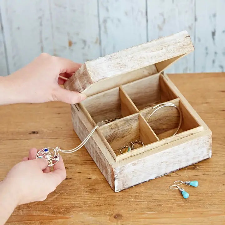Wooden Leaf Design Box