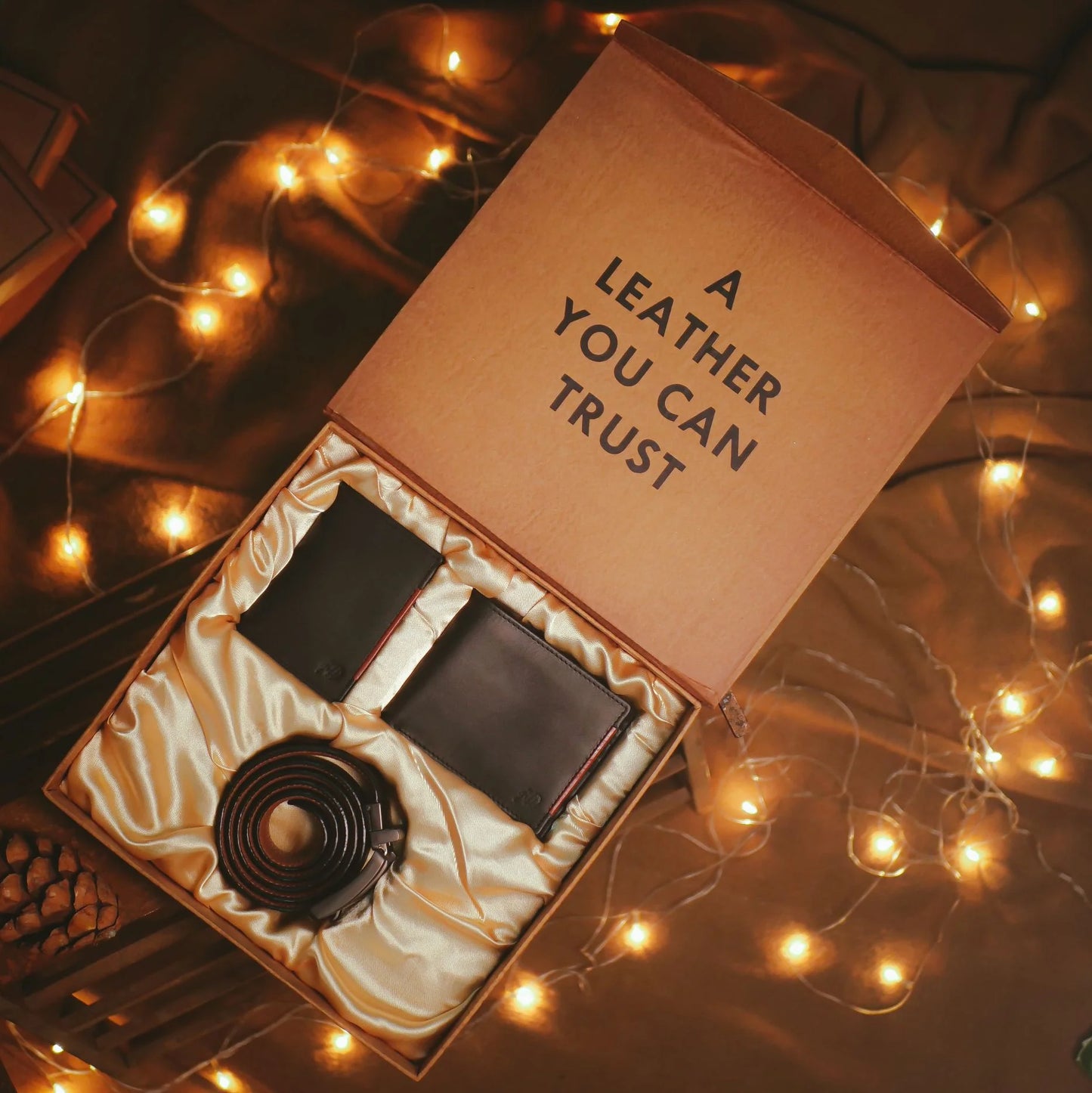 Premium Men’s Leather Gift Set – 4pc  Wallet, Belt, Card Holder & Keychain  Black