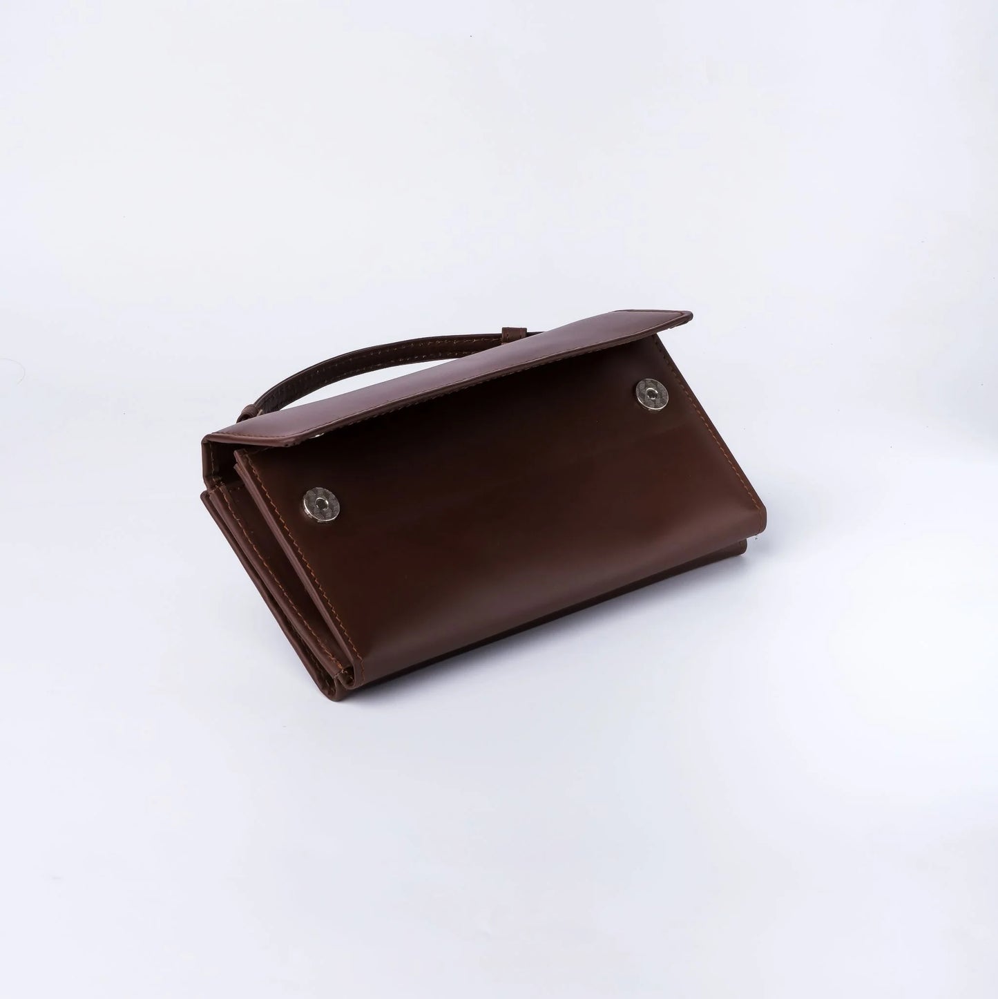 Women’s Leather Clutch Wallet with Handle – Brown Magnetic & Zipper Closure